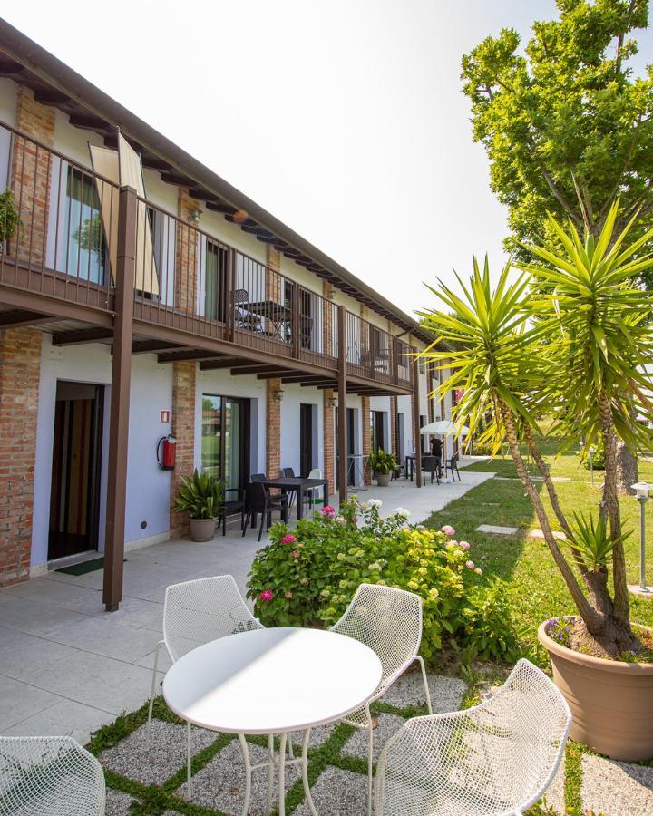 Aparthotel Residenze Di La' Dal Fiume *